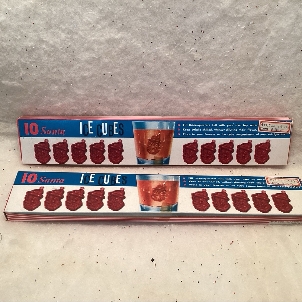 1966 Dan-Dee Santa Christmas Ice Cube Molds For Cold Drinks Vintage Red Plastic